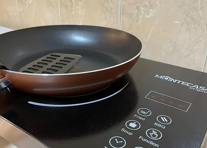 Cozy Studio-bllok ティラナ